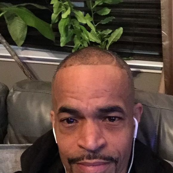 dwayne_howell